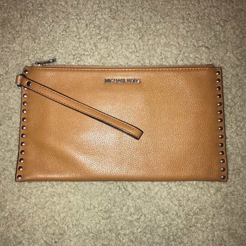 Michael Kors wristlet
